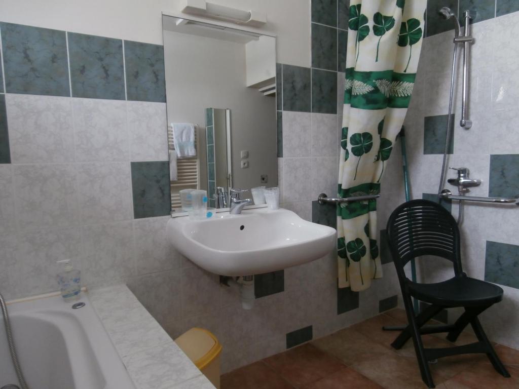 Le Cardonnet Bed & Breakfast Pont-Saint-Pierre Room photo